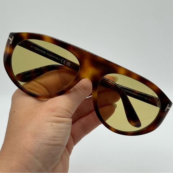 BRAND NEW TOM FORD FT1001/S 53E Photochromic with Yellow Lens Sunglasses - Picture 9 of 10